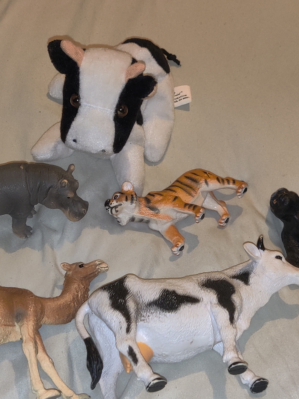 Vntg Plastic Animals & 1- Vintage plush cow (Comes As Shown In Pics)
